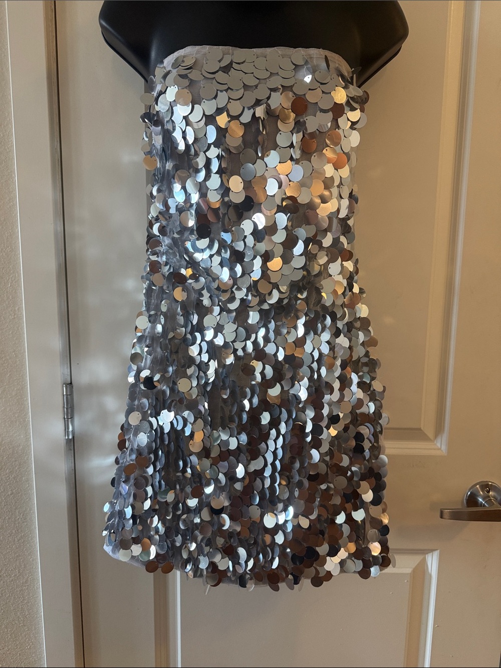 EUC 12th Tribe Silver Sequin Pippa Disco Strapless Mini Dress Size Large - Picture 7 of 14